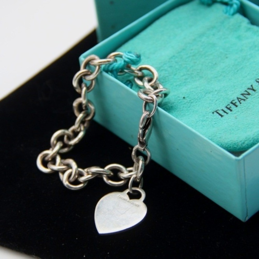Tiffany & Co Sterling Silver Heart Tag‎ Bracelet 7.5in retired with box and bag